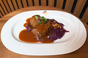 "Rinderroulade" / 牛肉のルーラーデン /  Beef Roulade